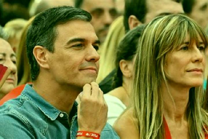 Sage, 37, a blonde dark-eyed mixed companion based in Flores de Begona. Offering 69, Duos, Girlfriend Experience. Available for incall and outcall, overnight...