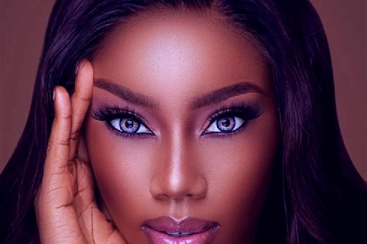 Sage, 37, a red blue-eyed ebony companion based in Poio. Offering GFE, 69, Striptease, Couples, Travel Companion. Available for incall and outcall, day and e...