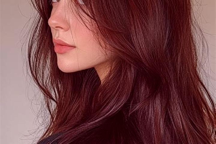 Sage, 38, a auburn brown-eyed european companion based in Kenilworth. Offering Dinner Date, Striptease, Duos, CIM. Available for incall and outcall, overnigh...