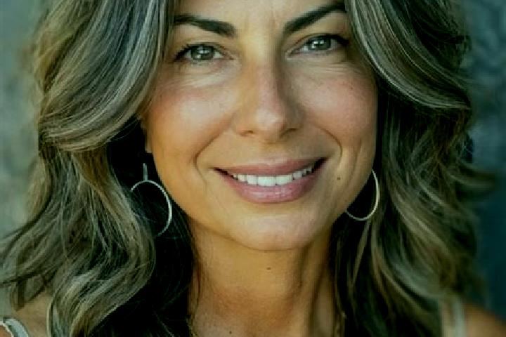 Sage, 38, a brunette grey-eyed middle eastern companion based in Olamze. Offering Dinner Date, Prostate Massage, Duos, Overnight. Available for incall and ou...
