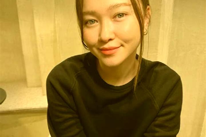 Sage, 38, a chestnut blue-eyed asian companion based in Loures. Offering Travel Companion, Erotic Massage. Available for incall and outcall, day and evening ...