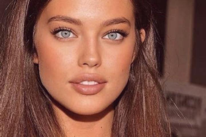 Sage, 38, a chestnut green-eyed caucasian companion based in La Pola de Gordon. Offering Girlfriend Experience, A-Level, Striptease. Available for incall and...