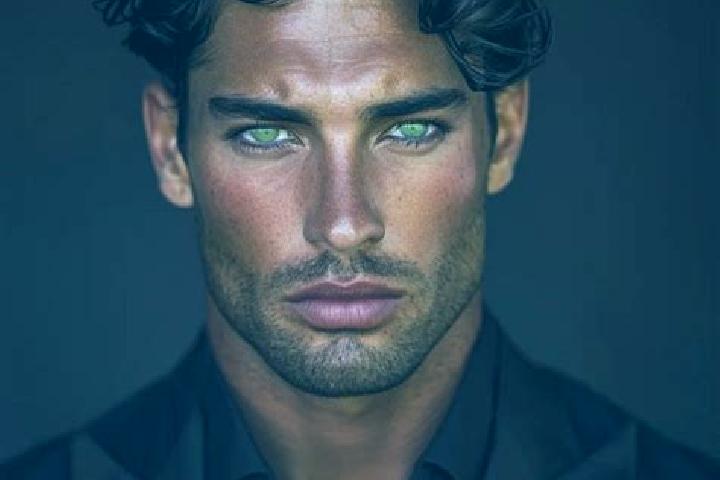 Sage, 39, a black green-eyed caucasian companion based in Baranello. Offering Deep French Kissing, A-Level, Travel Companion. Available for incall and outcal...