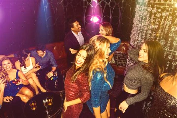 Sage, 39, a chestnut amber-eyed ebony companion based in Markesan. Offering Deep French Kissing, Striptease, Party Girl. Available for incall and outcall, da...