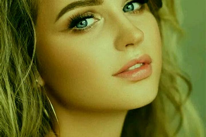 Scarlett, 20, a dark blonde blue-eyed mediterranean companion based in Orekhovo-Borisovo. Offering Tantra, GFE, Prostate Massage, Erotic Massage. Available f...