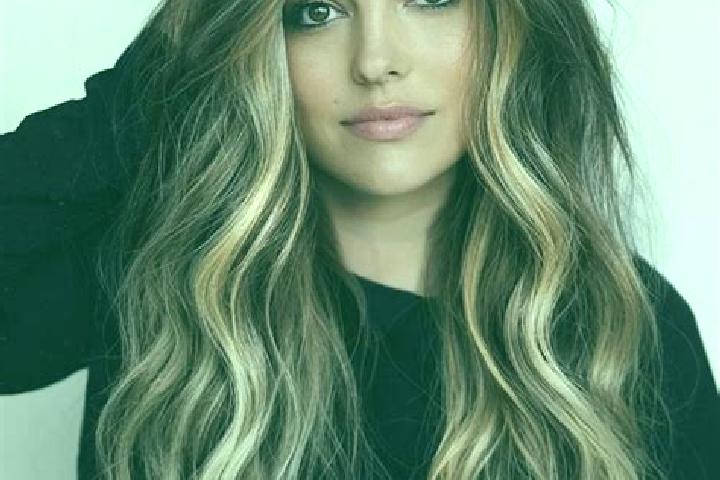 Scarlett, 20, a dark blonde brown-eyed indian companion based in Horstmar. Offering Domination, Couples, 69. Available for incall and outcall, day and evenin...