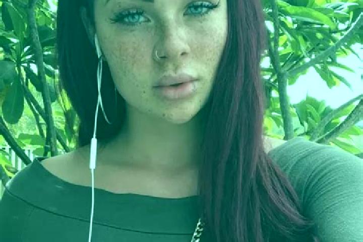 Scarlett, 20, a dark blonde green-eyed european companion based in Sint Pancras. Offering Overnight, Striptease, CIM, Domination. Available for incall and ou...