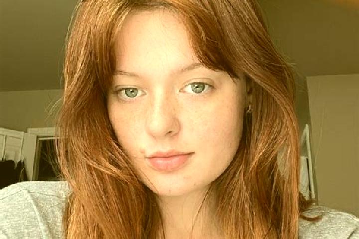 Scarlett, 21, a auburn grey-eyed indian companion based in Browning. Offering Massage, Dinner Date, Party Girl. Available for incall and outcall, day and eve...