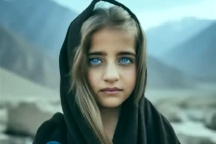 Scarlett, 21, a blonde amber-eyed middle eastern companion based in Chapakhowa Town. Offering Couples, Travel Companion, Prostate Massage, BDSM. Available fo...