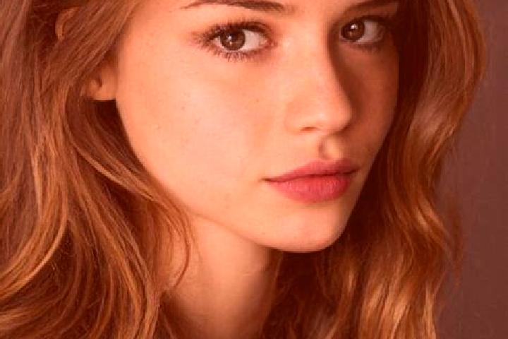 Scarlett, 21, a chestnut green-eyed latina companion based in Trobnitz. Offering Prostate Massage, Party Girl, OWO, Erotic Massage. Available for incall and ...