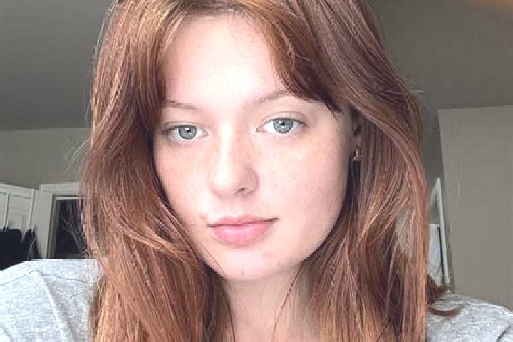 Scarlett, 21, a red brown-eyed ebony companion based in Ruinerwold. Offering Party Girl, CIM, Travel Companion, Duos, Erotic Massage. Available for incall an...