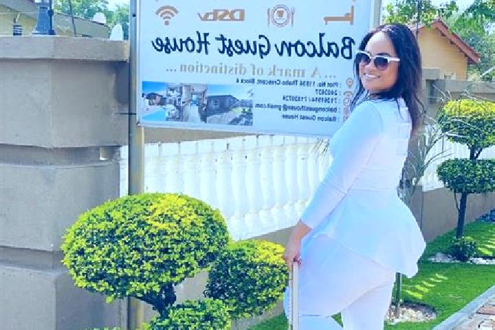 Scarlett, 21 — Escort in Francistown, Botswana