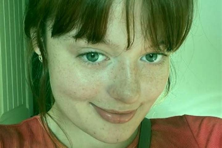 Scarlett, 22, a red grey-eyed ebony companion based in Brunnadern. Offering Fetish, GFE, Duos. Available for incall and outcall, day and evening dates.