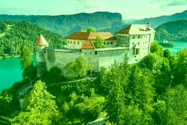 Scarlett, 22 — Escort in Bled, Slovenia