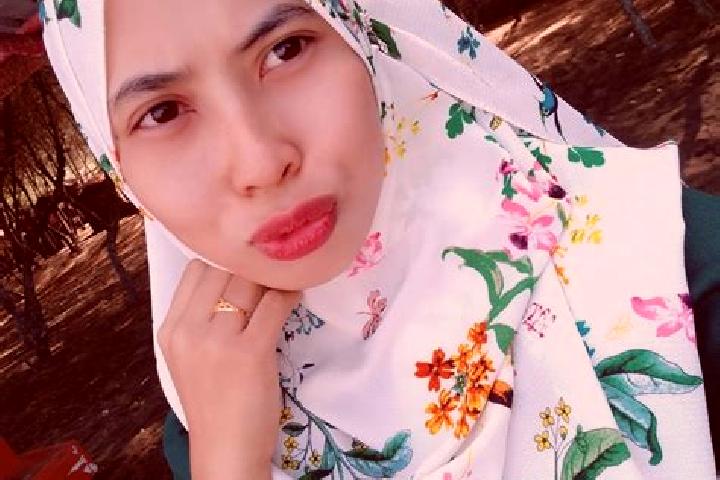 Scarlett, 22 — Escort in Madusari, Indonesia