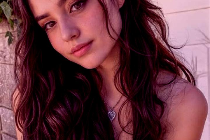 Scarlett, 23, a chestnut hazel-eyed asian companion based in Baklan. Offering Deep French Kissing, Duos, Prostate Massage, Striptease, Roleplay. Available fo...