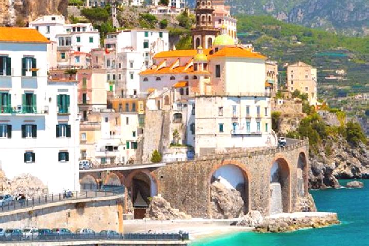 Scarlett, 23 — Escort in Trichiana, Italy