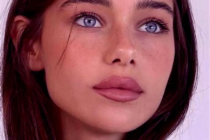 Scarlett, 24, a brunette brown-eyed ebony companion based in Mannarai. Offering A-Level, Overnight, Duos, Deep French Kissing, Tantra. Available for incall a...