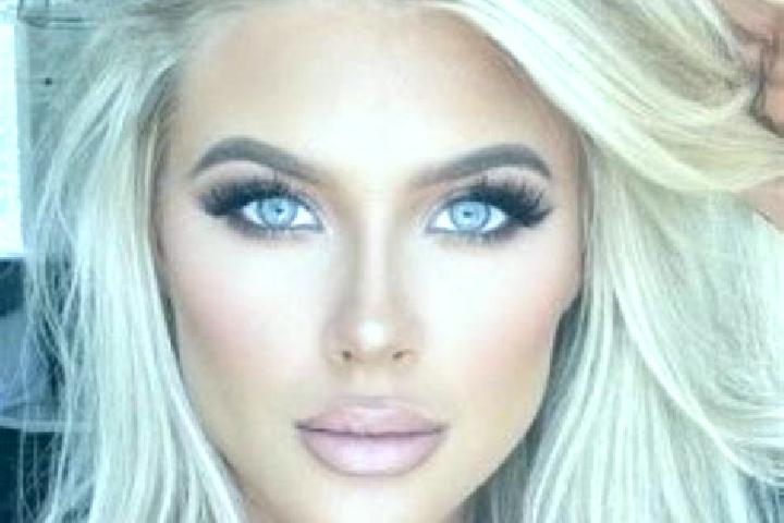 Scarlett, 24, a platinum blonde hazel-eyed mixed companion based in Neerijse. Offering Travel Companion, Roleplay, Erotic Massage, BDSM, Girlfriend Experienc...