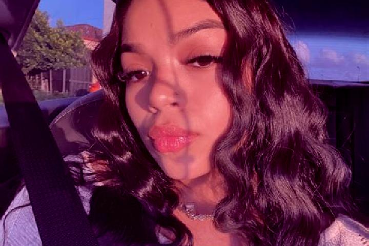 Scarlett, 25, a black brown-eyed latina companion based in Shinmachi. Offering Prostate Massage, Striptease, Travel Companion. Available for incall and outca...