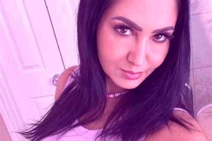 Scarlett, 25, a black brown-eyed mediterranean companion based in Vadanappally. Offering Striptease, Duos, A-Level. Available for incall and outcall, day and...