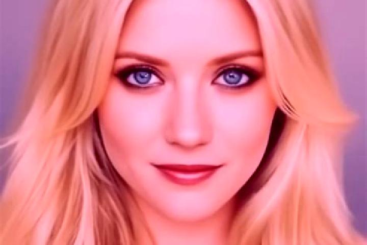 Scarlett, 25, a blonde dark-eyed indian companion based in Saham. Offering Striptease, Deep French Kissing, CIM. Available for incall and outcall, overnight ...