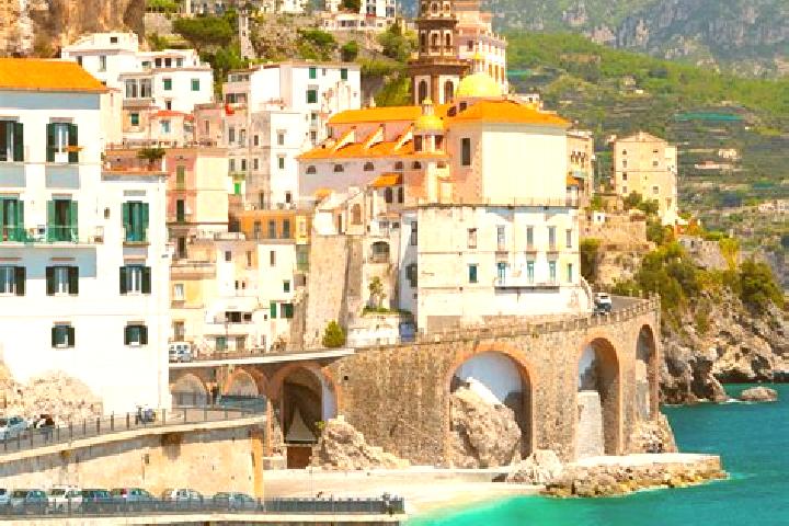 Scarlett, 25 — Escort in Gerbole-Zucche, Italy