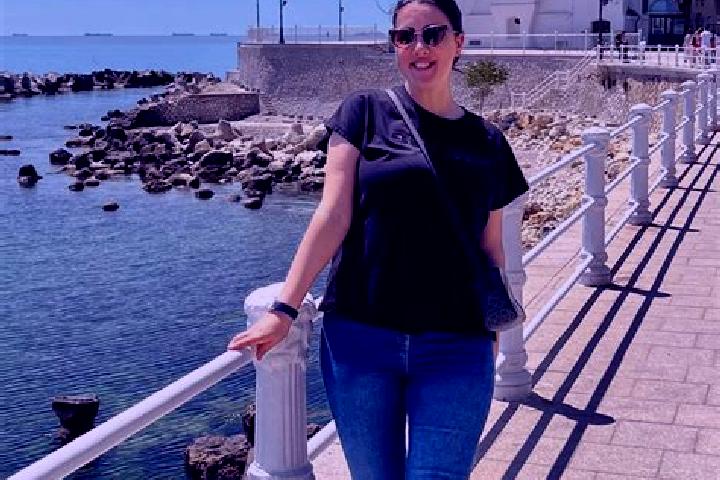 Scarlett, 25 — Escort in Murgesti, Romania