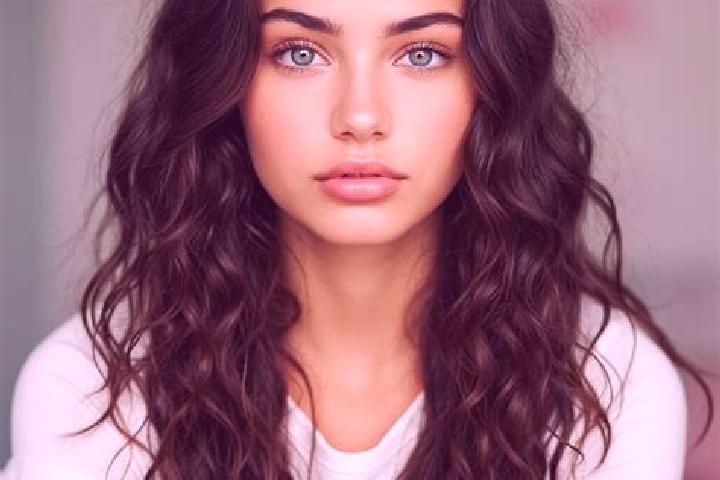 Scarlett, 26, a auburn amber-eyed mediterranean companion based in Pine Mountain. Offering Dinner Date, Prostate Massage, Couples. Available for incall and o...