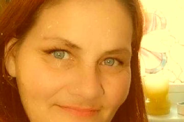 Scarlett, 26, a auburn grey-eyed caribbean companion based in Purwoharjokrajan Satu. Offering Travel Companion, Prostate Massage, Dinner Date, Duos. Availabl...