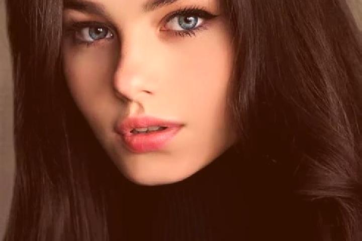 Scarlett, 26, a brunette blue-eyed caribbean companion based in Orunia Gorna-Gdansk Poludnie. Offering 69, BDSM, Girlfriend Experience, Dinner Date. Availabl...