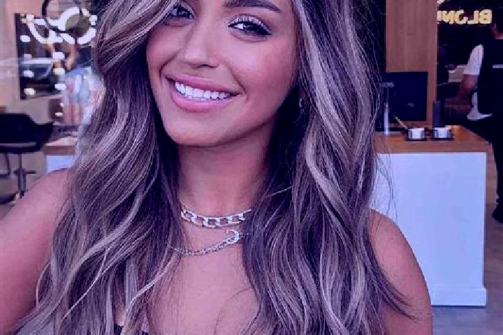 Scarlett, 26, a dark blonde dark-eyed ebony companion based in Sudogda. Offering Travel Companion, Fetish, A-Level, 69, Tantra. Available for incall and outc...