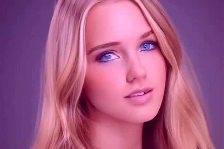 Scarlett, 27, a red blue-eyed slavic companion based in Center. Offering Couples, Dinner Date, Deep French Kissing, BDSM, Party Girl. Available for incall an...