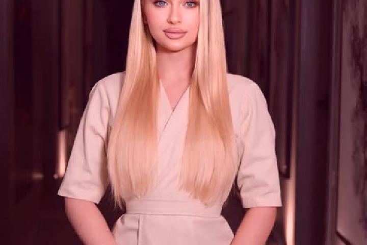 Scarlett, 28, a blonde amber-eyed mixed companion based in Thakurgaon. Offering Tantra, Erotic Massage, Domination. Available for incall and outcall, day and...