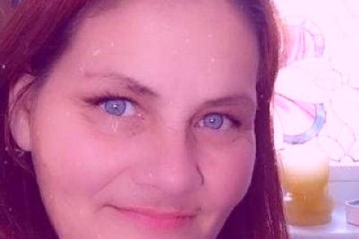Scarlett, 29, a chestnut green-eyed caribbean companion based in Silverdale. Offering Tantra, Travel Companion, Domination, Overnight. Available for incall a...