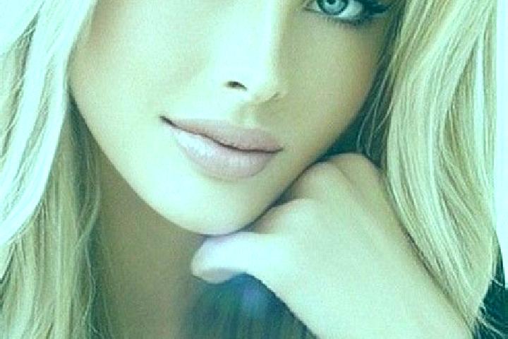 Scarlett, 29, a dark blonde blue-eyed caucasian companion based in Desa Baregbeg. Offering 69, OWO, Duos, Party Girl. Available for incall and outcall, overn...