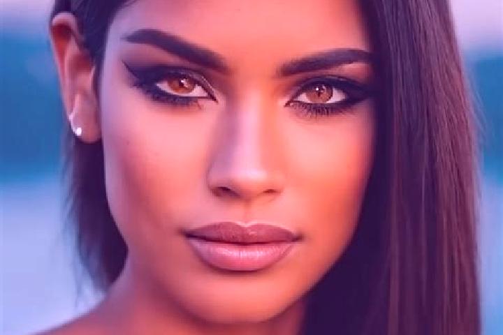 Scarlett, 29, a red dark-eyed latina companion based in Segbere. Offering Girlfriend Experience, Travel Companion, Prostate Massage. Available for incall and...