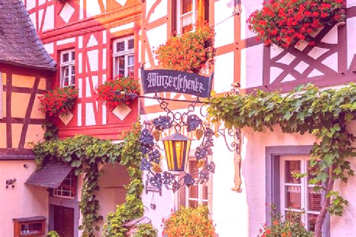 Scarlett, 29 — Escort in Lentfohrden, Germany