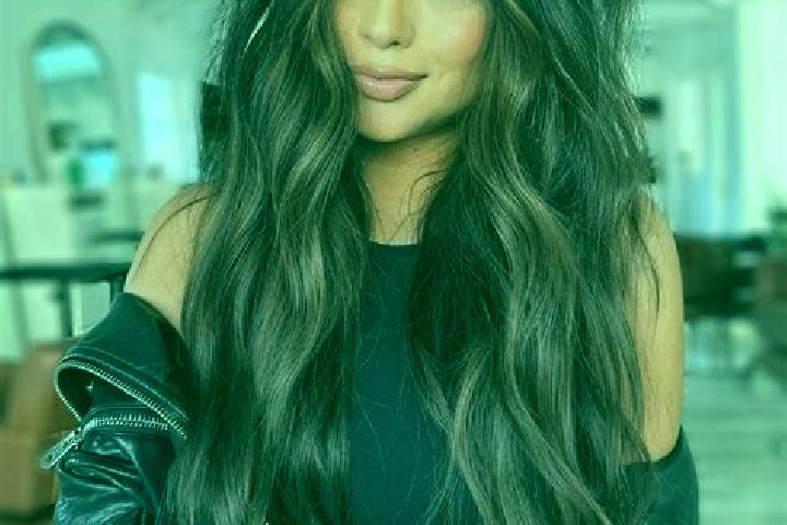 Scarlett, 30, a brunette dark-eyed ebony companion based in Bakopla. Offering Duos, Couples, CIM. Available for incall and outcall, day and evening dates.