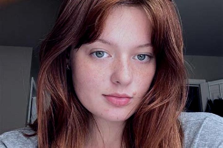 Scarlett, 30, a chestnut grey-eyed mediterranean companion based in Palos de la Frontera. Offering GFE, Duos, Travel Companion, Deep French Kissing, OWO. Ava...