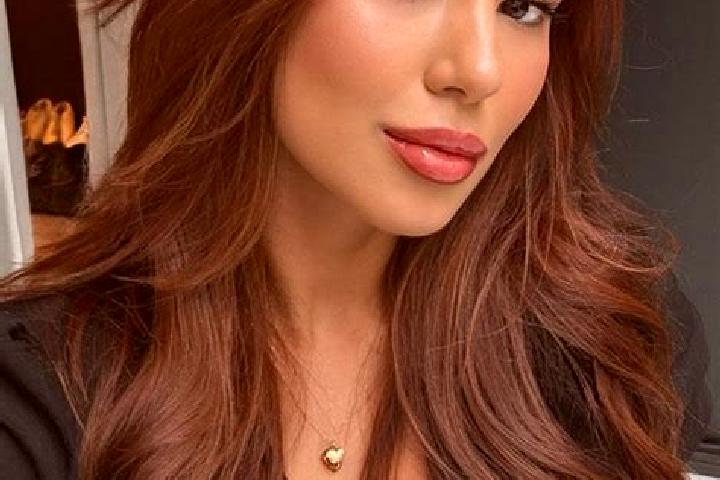 Scarlett, 32, a chestnut brown-eyed latina companion based in Bobov Dol. Offering Dinner Date, Erotic Massage, Domination. Available for incall and outcall, ...