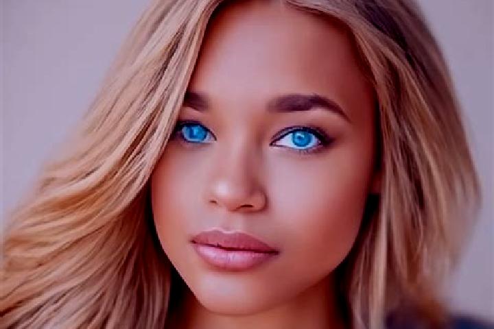 Scarlett, 32, a dark blonde blue-eyed latina companion based in Moriones. Offering Erotic Massage, Dinner Date, Prostate Massage, Overnight. Available for in...