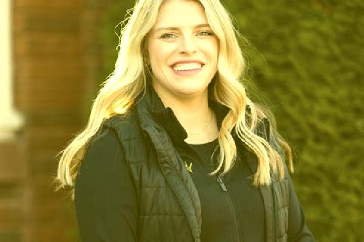 Scarlett, 32 — Escort in Lake Elmo, United States