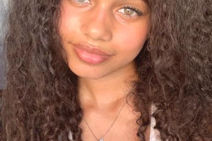 Scarlett, 33, a black hazel-eyed ebony companion based in Mesteacan. Offering Prostate Massage, 69, BDSM. Available for incall and outcall, day and evening d...