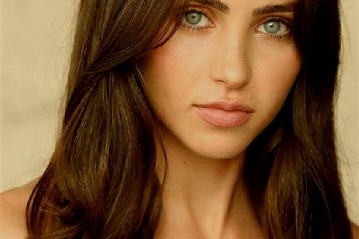 Scarlett, 33, a brunette green-eyed caribbean companion based in Pollos. Offering Roleplay, Prostate Massage, Massage, Duos, GFE. Available for incall and ou...