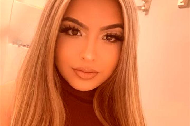 Scarlett, 33, a red blue-eyed mixed companion based in Dumari urf Damodarpur Shahjahan. Offering Tantra, GFE, Party Girl, Fetish. Available for incall and ou...