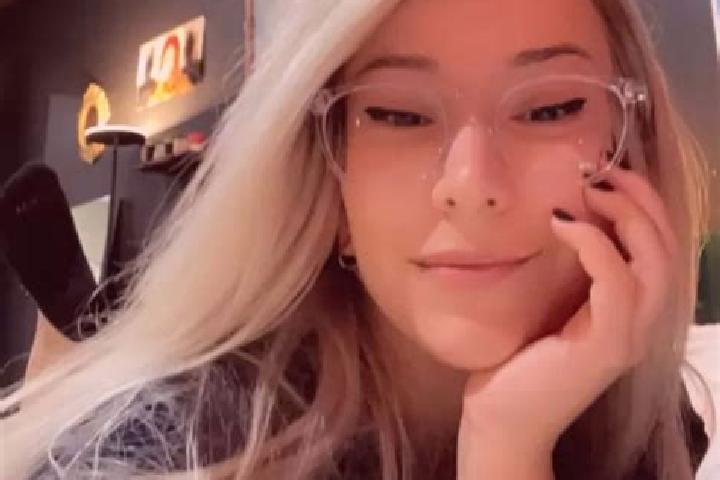 Scarlett, 34, a blonde hazel-eyed latina companion based in Sao Luis do Curu. Offering Girlfriend Experience, BDSM, Overnight, CIM. Available for incall and ...