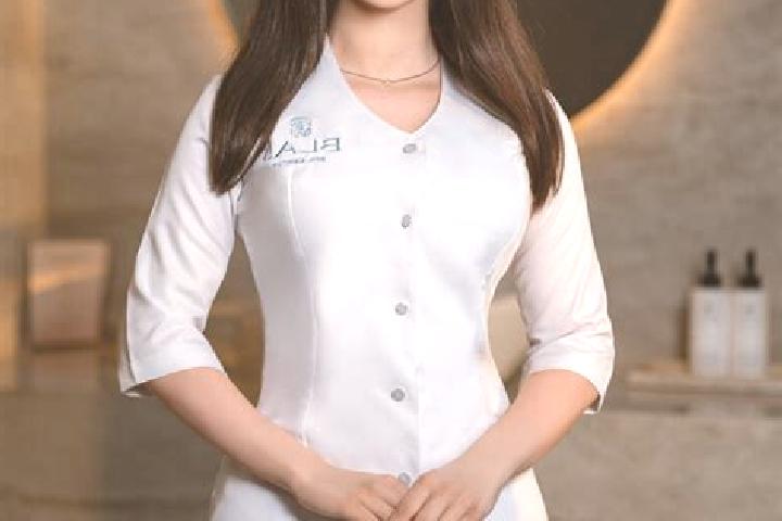 Scarlett, 34, a brunette brown-eyed european companion based in Hinzweiler. Offering Tantra, Erotic Massage, Girlfriend Experience. Available for incall and ...