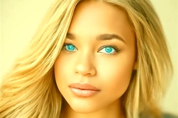 Scarlett, 34, a dark blonde blue-eyed latina companion based in Herlies. Offering Massage, CIM, Girlfriend Experience, Travel Companion, Party Girl. Availabl...