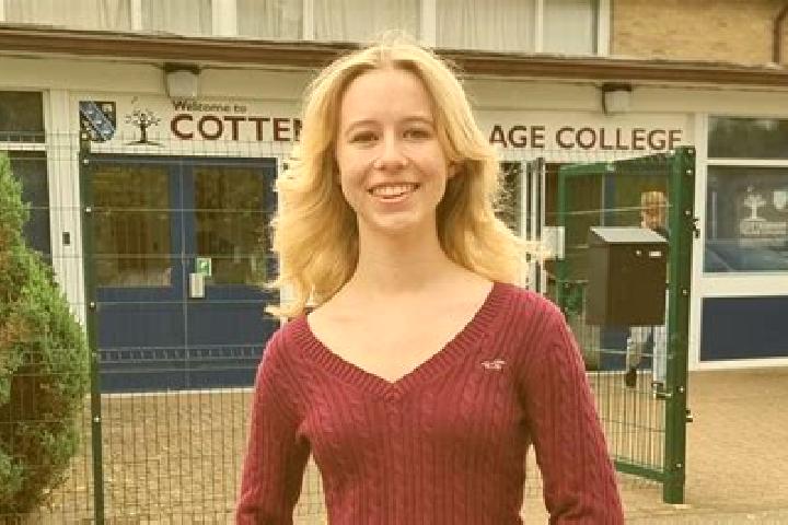 Scarlett, 34 — Escort in Cottenham, United Kingdom